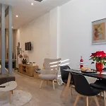 Celestia House * קאלאבאקה