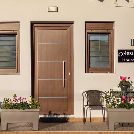 Celestia House Διαμέρισμα *
