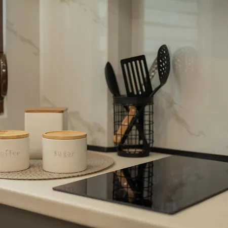 Celestia House Kalampáka